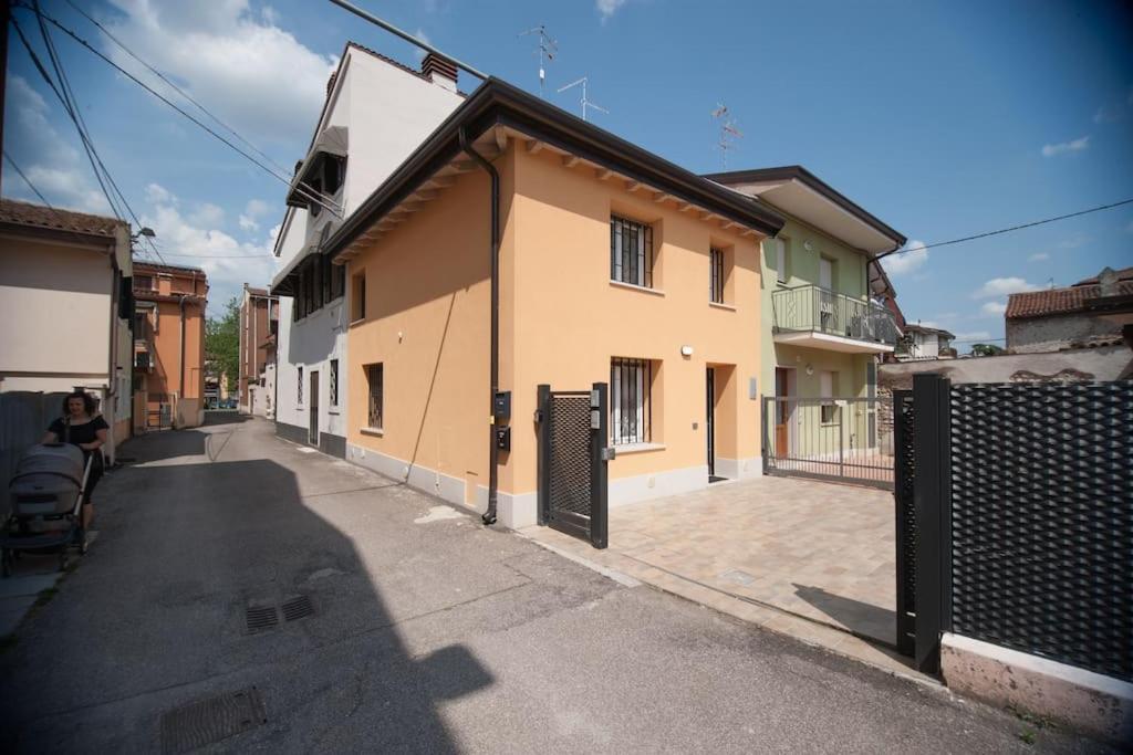 サン・ジョヴァンニ・ルパトートCasa Gemma - Big Family House With Free Parkingアパートメント エクステリア 写真
